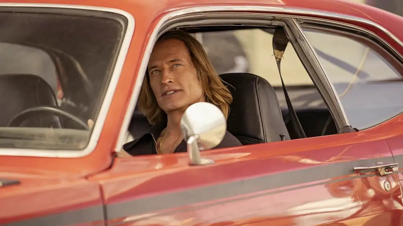 Duster nowym hitem Warner Bros? Pierwszy zwiastun serialu J.J. Abramsa