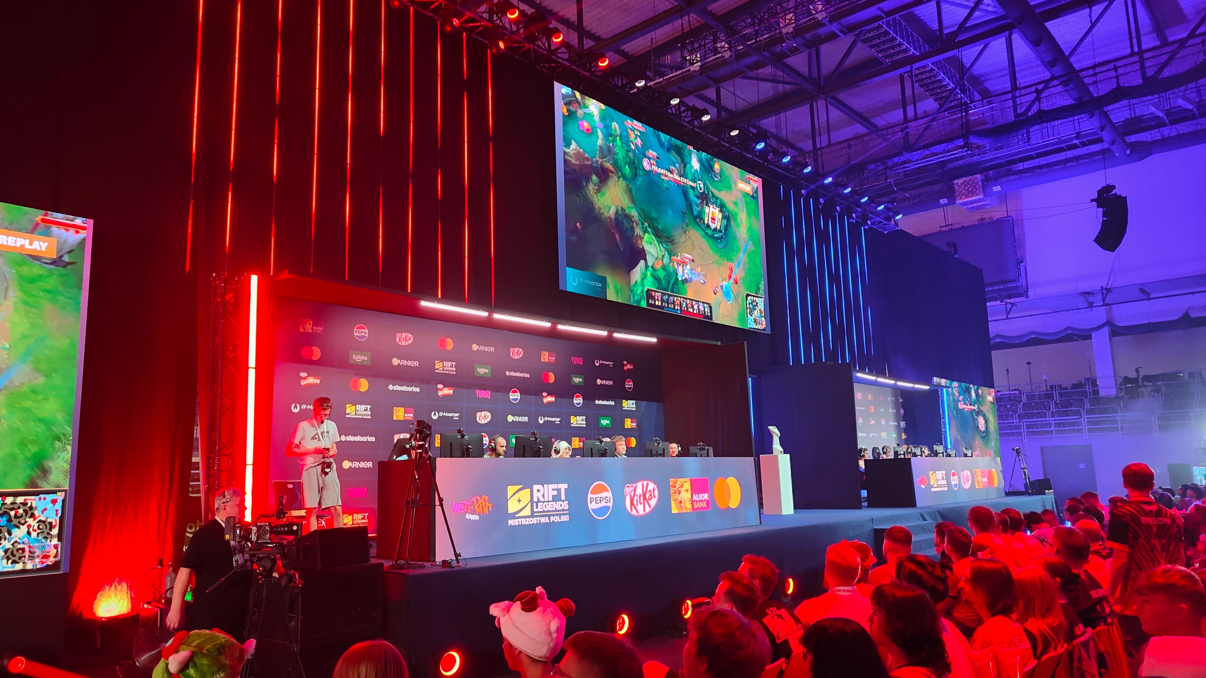 Ogromne emocje podczas Meet at Rift 2025. Tak było na evencie dla fanów League of Legends!