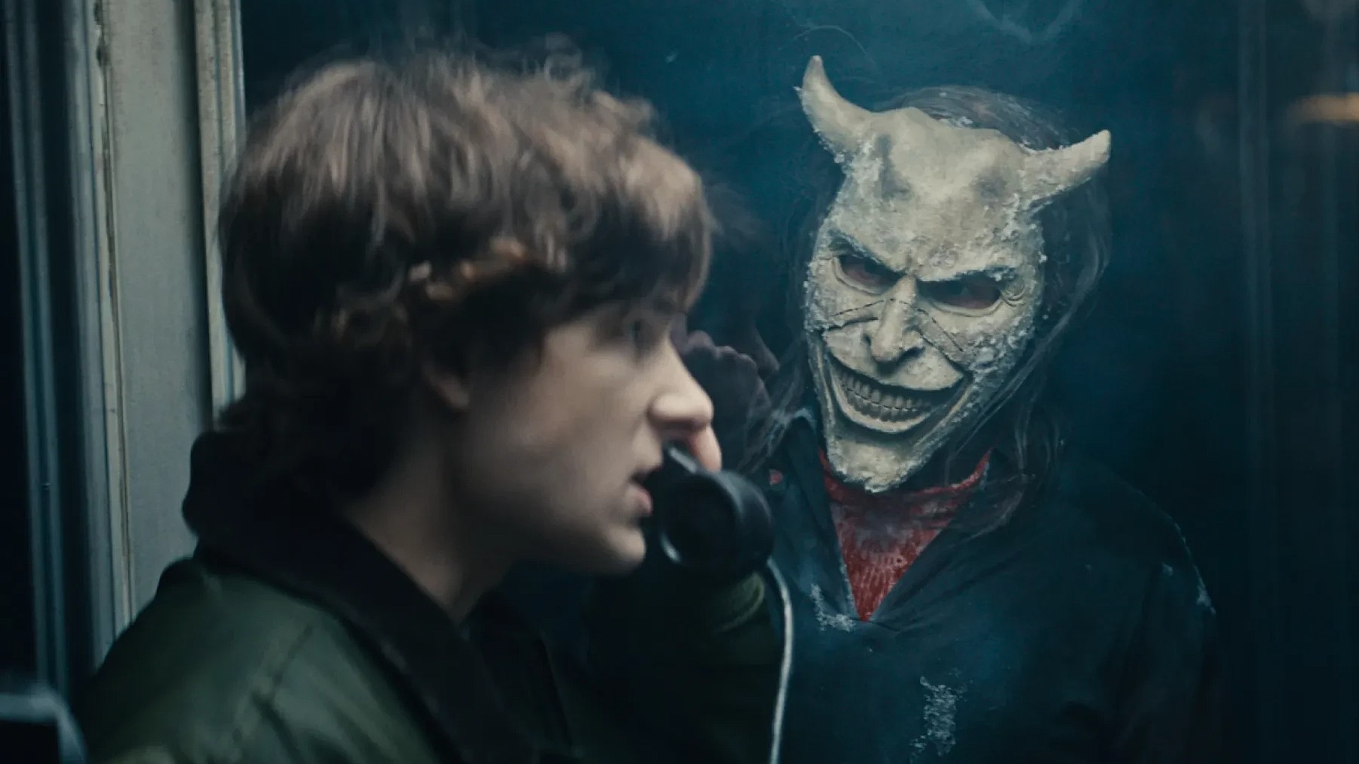 Czarny telefon 2 – recenzja filmu. Połączenie z zaświatów