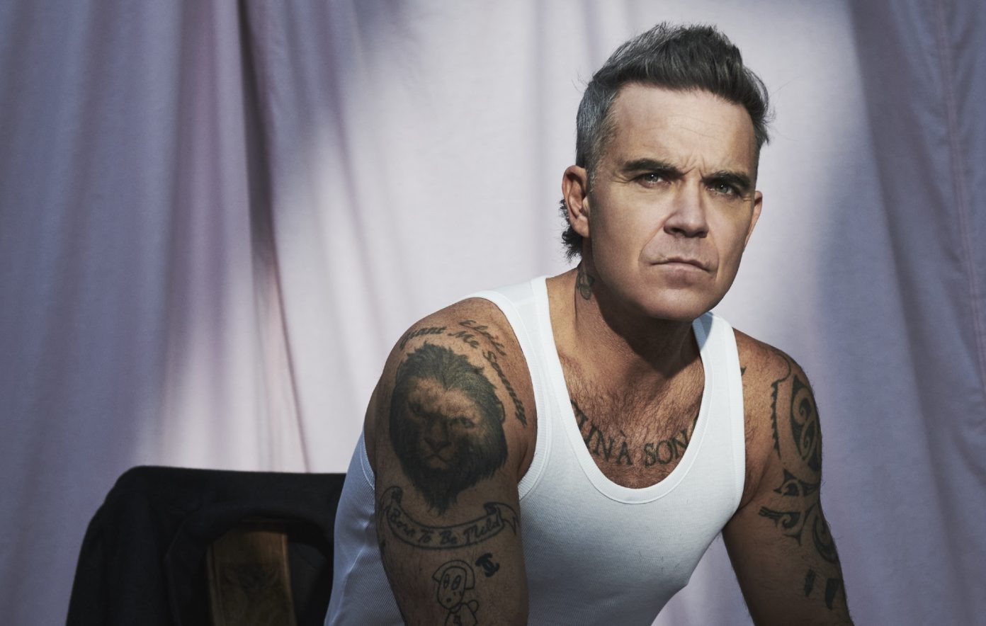 Robbie Williams zapowiada nowy album „BRITPOP”. Posłuchajcie nowego singla z Tonym Iommim z Black Sabbath