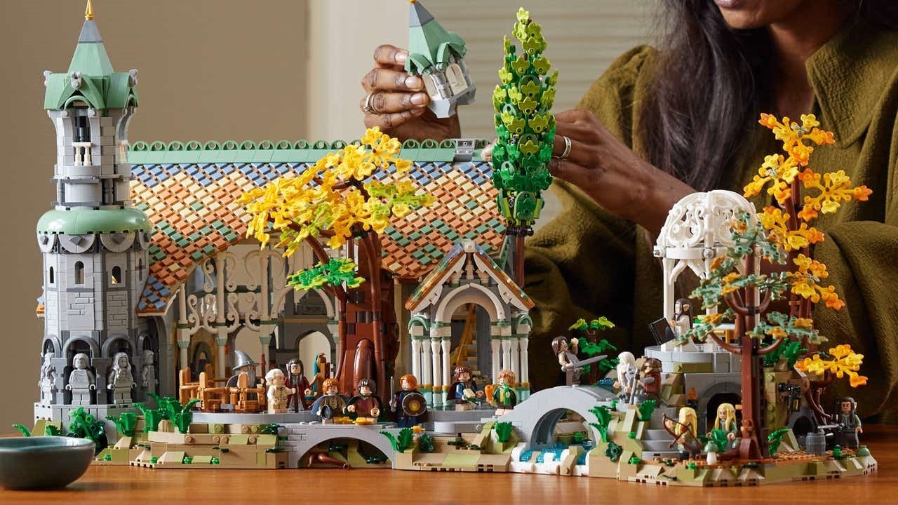 Zestaw LEGO Władca Pierścieni w promocji. Epickie Rivendell w atrakcyjnej cenie