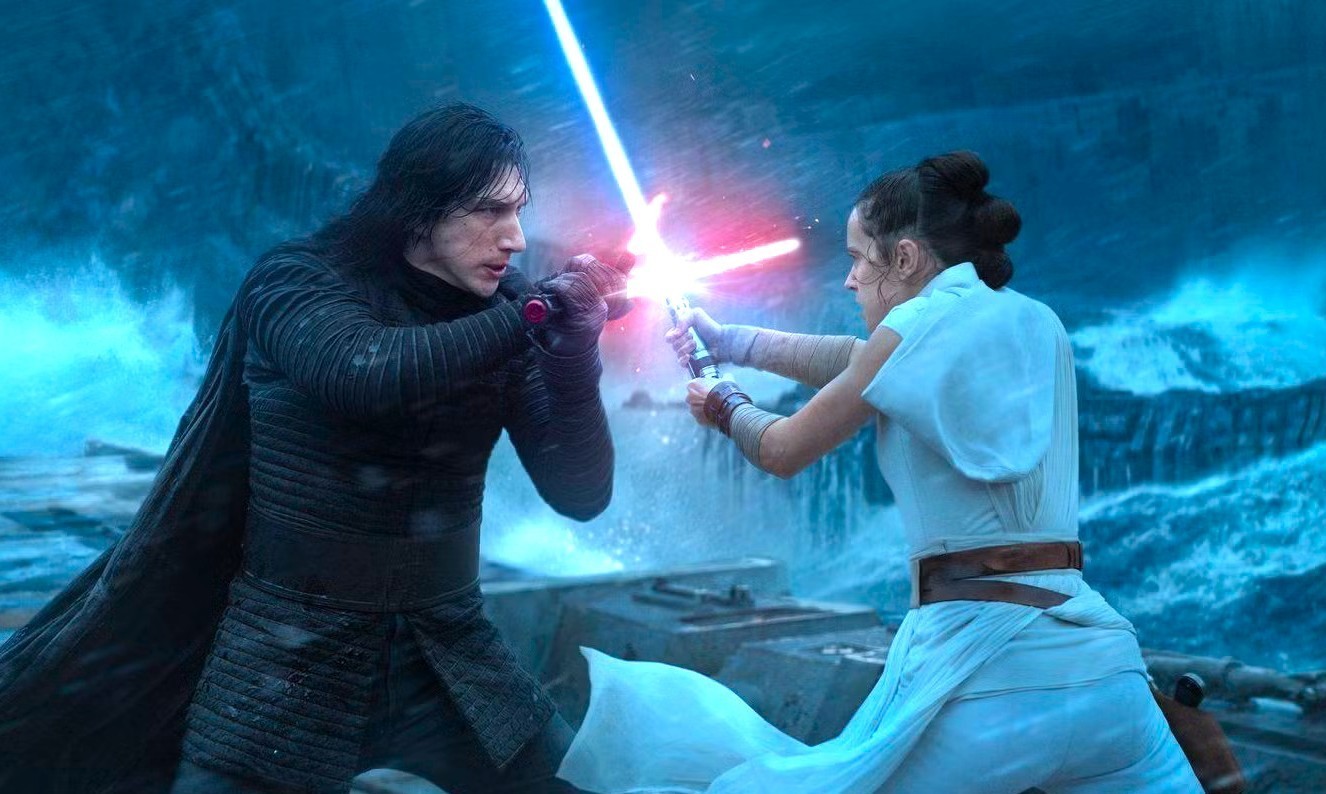 Największa porażka z Gwiezdnych wojen to najdroższy film w historii? Disney wydał fortunę na jedną produkcję