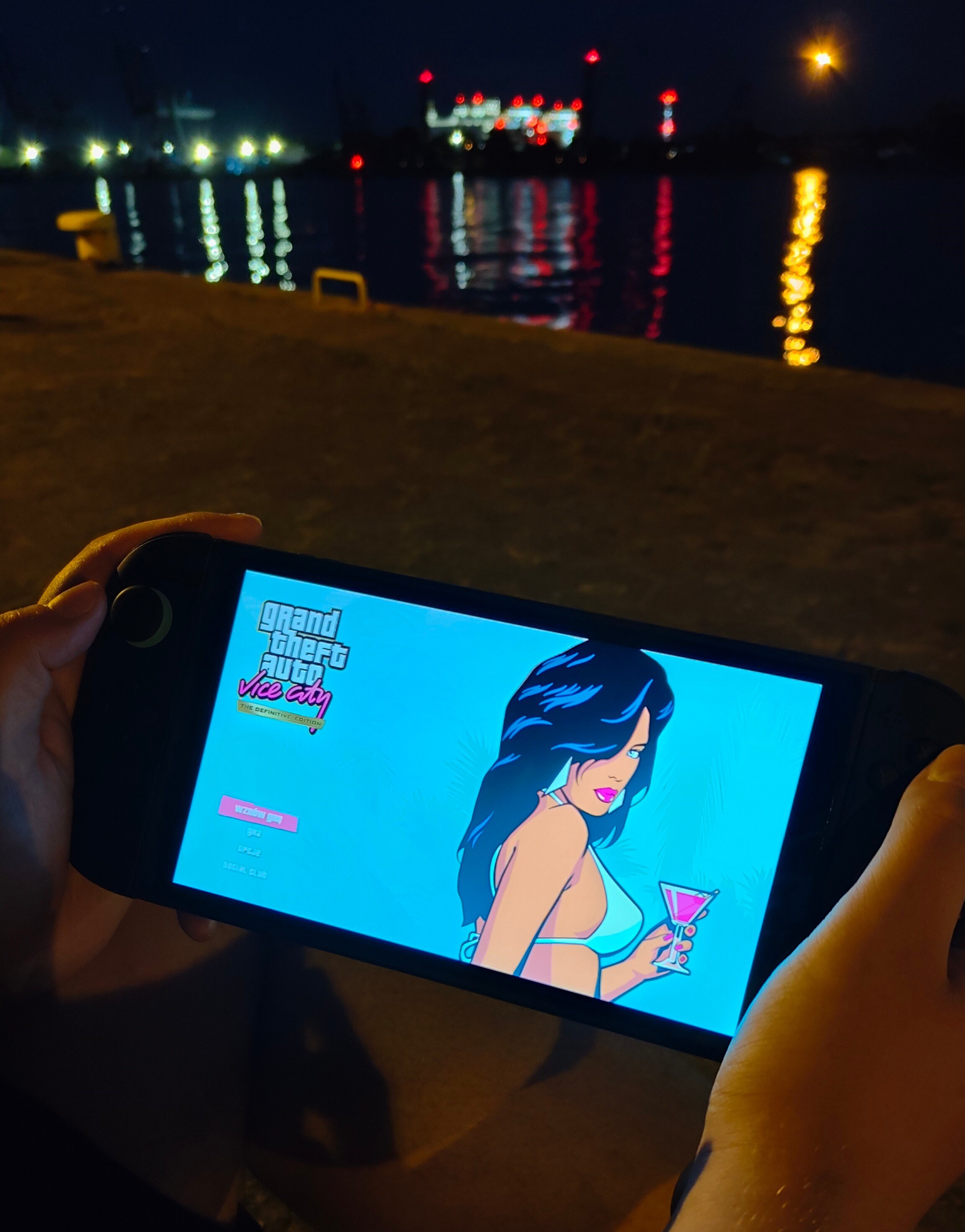 Switch 2 w warunkach polowych. Fajna ta konsola, taka niezbyt wyjściowa