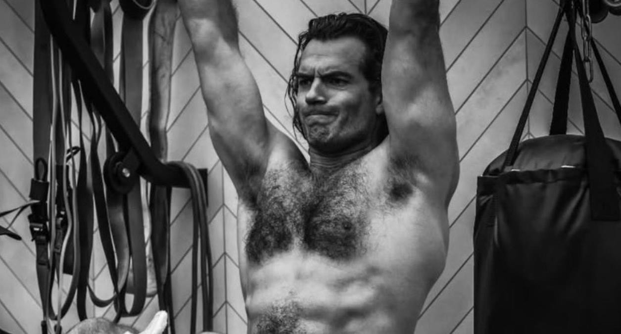 Henry Cavill cytatem z kultowej gry sygnalizuje, iż żyje i wraca do formy, by dalej grać w Nieśmiertelnym