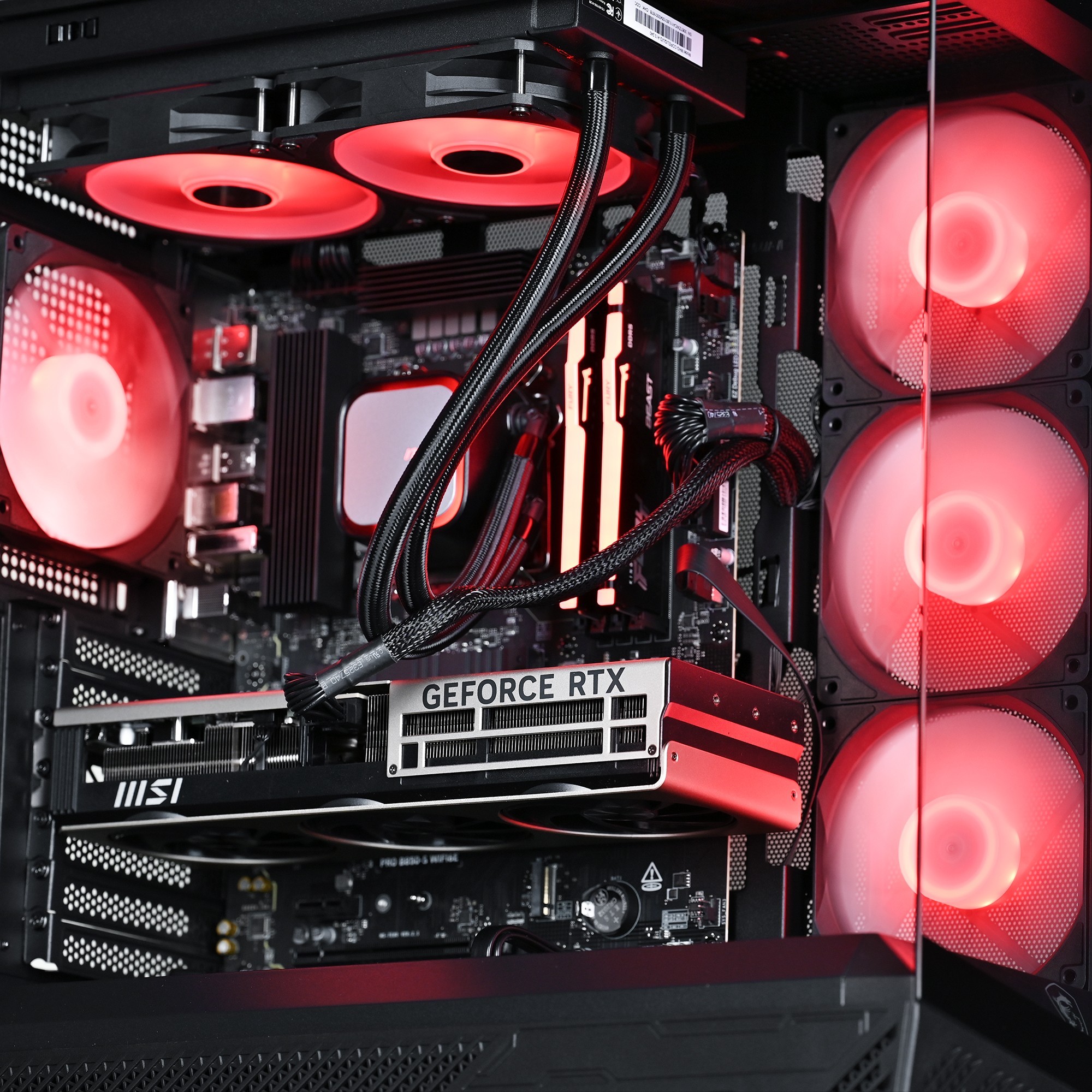 Zacznij wiosnę z topową konfiguracją Actina Powered by MSI i Intel Core Ultra!