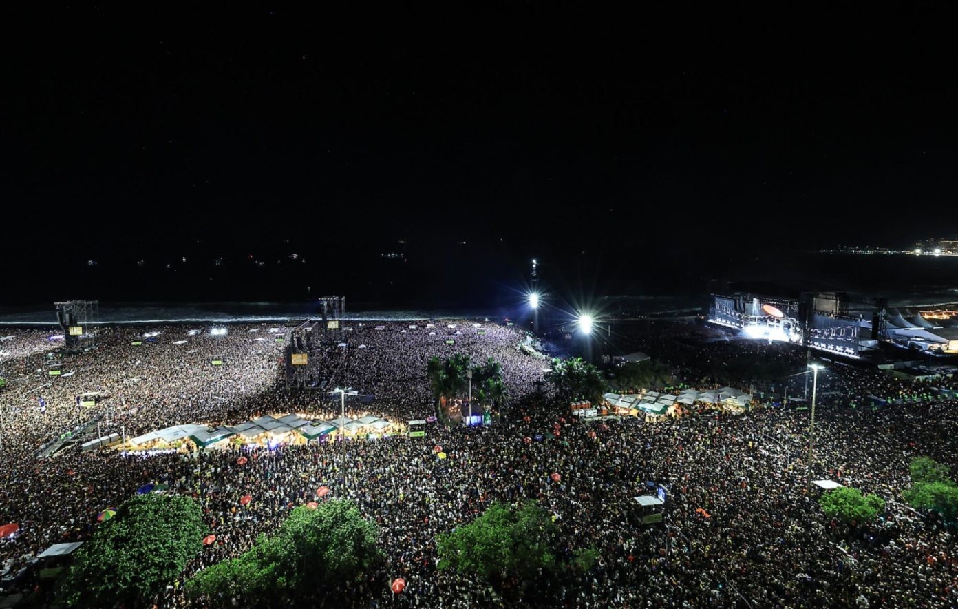 Lady Gaga zagrała największy koncert w swojej karierze dla 2 milionów fanów na plaży Copacabana. Zobaczcie imponujące nagrania